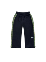 baggy plaid sweatpants