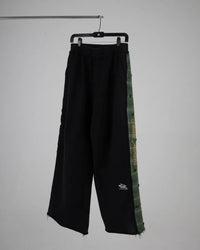 baggy plaid sweatpants